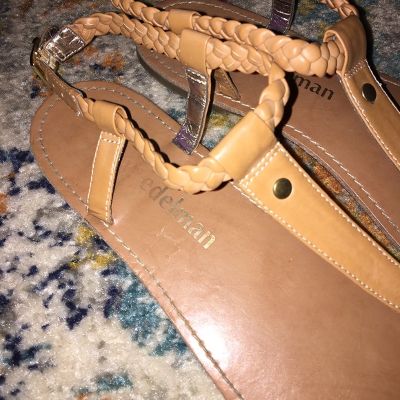 Libby edelman sandals 👡 - Picture 2 of 3